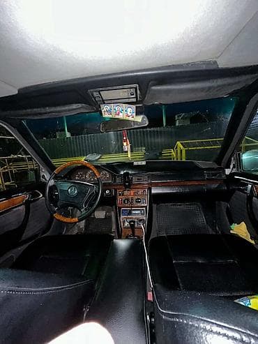 mers e124: Mercedes-Benz E-Class: 1993 г., 3.2 л, Автомат, Бензин, Седан — 10