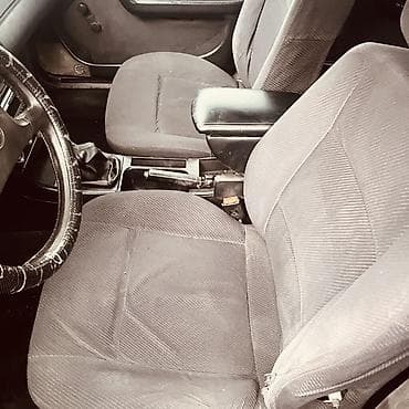 audi 2 3: Audi 100: 1992 г., Механика, Бензин, Седан — 6