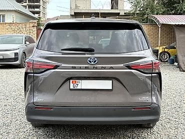 prius plus: Toyota Sienna: 2021 г., 2.5 л, Автомат, Гибрид, Минивэн — 9