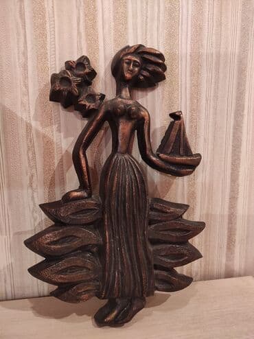 изумруд золото: Продаю эксклюзивную старинную литую фигурку из бронзы "Ассоль" — 1