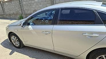 Hyundai Sonata: 2016 г., 2 л, Автомат, Газ — 10