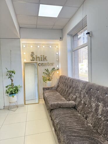 дом под офис: Сдается помещение 15 м2 30000 сом и депозит Первая линия. Доступ — 10