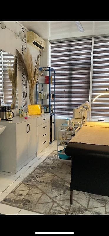 салон массаж: Косметология, Массаж лица, Консультация, Гипоаллергенные материалы, Сертифицированный косметолог — 3