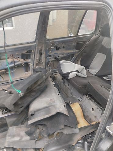 vas 5054: Volkswagen Golf: 1996 г., 2 л, Ручные, Бензин, Хэтчбэк — 3