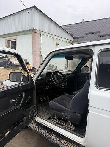 гур ваз: ВАЗ (ЛАДА) 4x4 Нива: 2011 г., Ручные, Внедорожник — 4