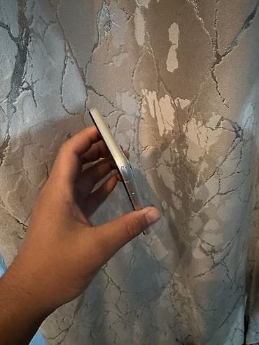 iphon 12 pro max: IPhone 11, Белый — 2