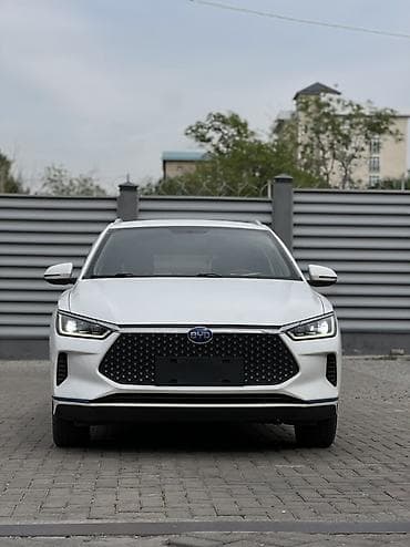 a2 group: BYD E2: 2021 г., Электромобиль, Седан — 2