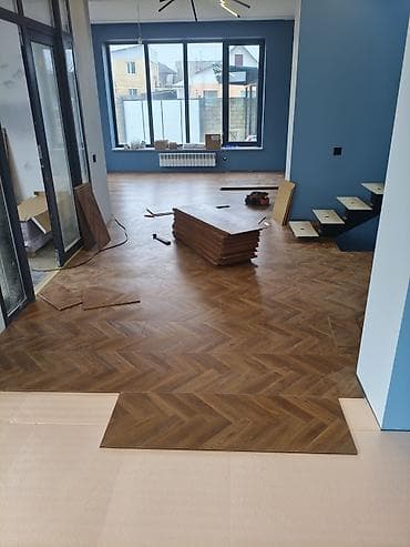 Перегородки на заказ: Укладка пола, Монтаж напольных плинтусов, Стяжка пола | Ковролин, Ламинат, Паркет Больше 6 лет опыта — 3