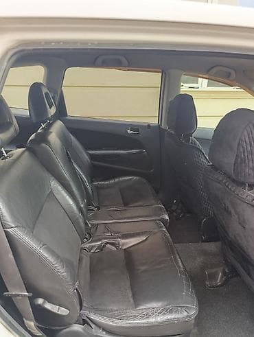 Продажа авто: Honda Stream: 2002 г., 2 л, Автомат, Бензин, Минивэн — 5