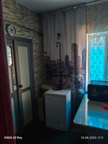 срочно продаю нужны деньги: Дом, 80 м², 4 комнаты, Собственник, Старый ремонт — 2