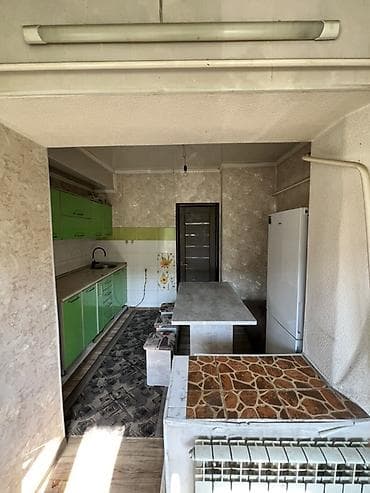 Батирлер: 3 бөлмө, 110-квартал Менчик ээси, Жаныбарлары жок, 6 айдан баштап, Эмереги менен — 4