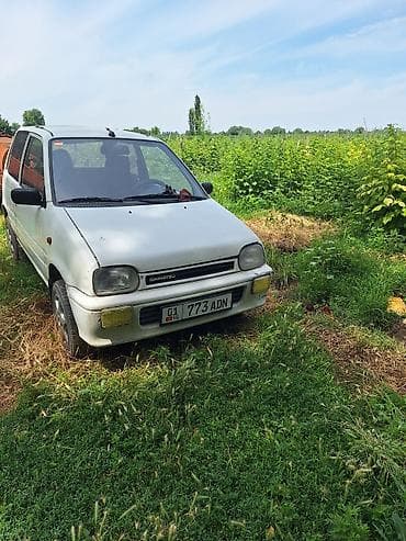 Daihatsu Cuore: 1990 г., 0.8 л, Механика, Бензин, Хэтчбэк