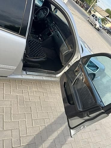 кант 1 май: Mercedes-Benz E-Class: 1998 г., 3.2 л, Автомат, Бензин, Седан — 4