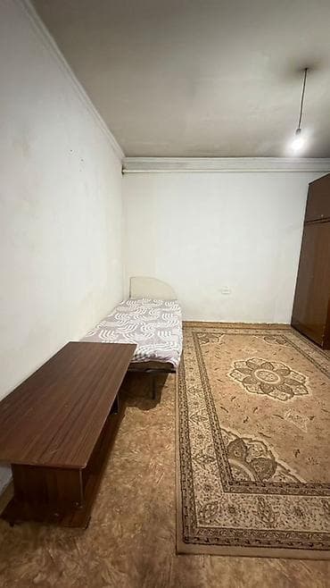 Комната-студия, Бишкек, ул. Саратовская, 208 Описание: - Отдельная