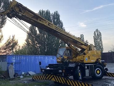 ледовый каток: Автокран, 2001 г., от 30 м — 7