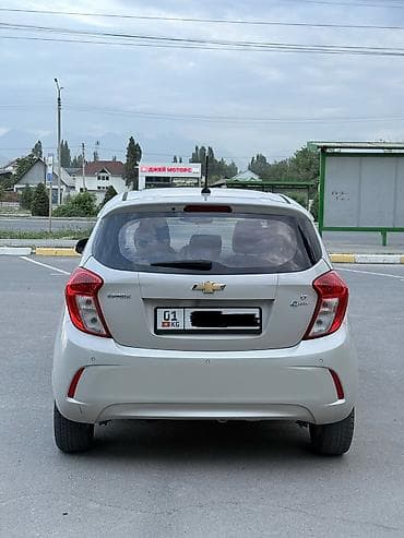 chery arizzo: Chevrolet Spark: 2017 г., 1 л, Автомат, Газ, Хэтчбэк — 2