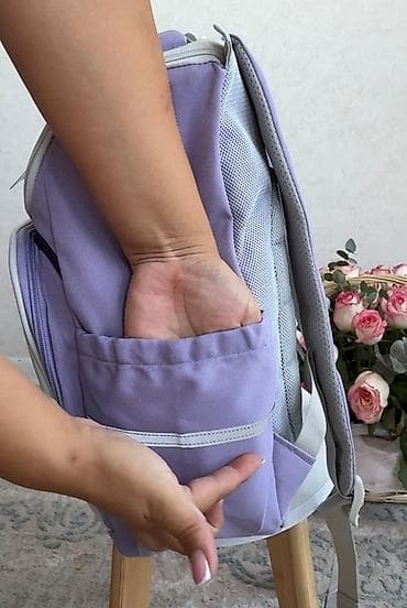 Топы и рубашки: Удобный и функциональный детский рюкзак сиреневого цвета с белыми и — 4