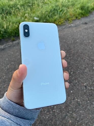 IPhone Xs, Б/у, 256 ГБ, Серебристый, Чехол, 77 %