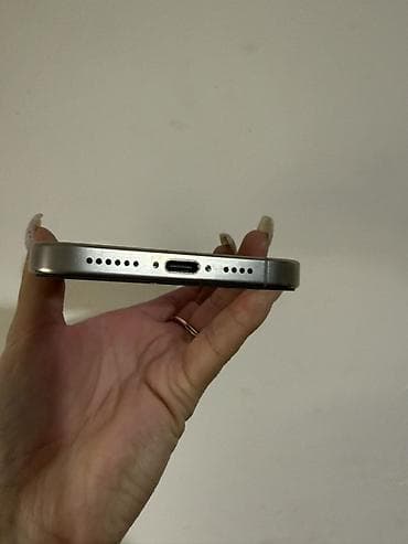 ipod 3 touch: IPhone 16 Pro Max, Б/у, 256 ГБ, Natural Titanium, 92 % — 6