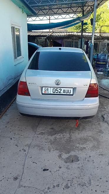 Volkswagen Bora: 1999 г., 2 л, Автомат, Бензин, Седан — 2