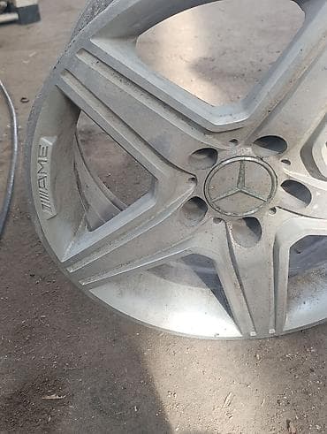 5100 r18: Литые Диски R 16 Mercedes-Benz, отверстий - 5 — 1