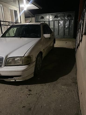полка на спринтер: Mercedes-Benz C-Class: 1999 г., 2 л, Механика, Седан — 3