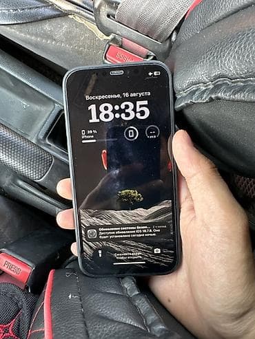 IPhone 12, 128 ГБ, синий цвет корпуса АКБ не показывает но менял