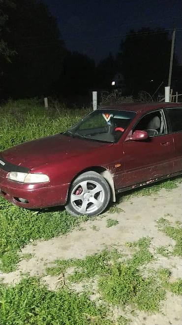 mazda 3: Mazda 626: 1992 г., 2 л, Механика, Бензин, Седан — 1