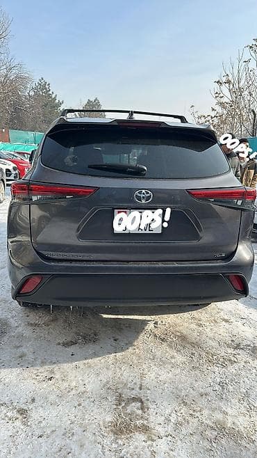 hd 72: Toyota Highlander: 2021 г., 3.5 л, Автомат, Бензин, Кроссовер — 2