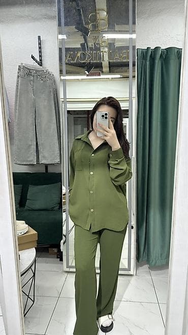 Женский комплект из мягкой костюмной вискозы: свободная рубашка +