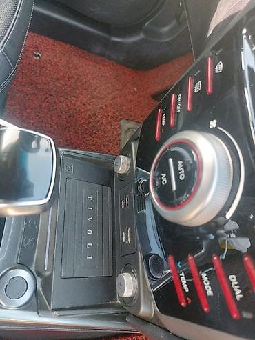 subaru forester 2014: Ssangyong Tivoli: 2019 г., 1.6 л, Автомат, Бензин, Кроссовер — 10