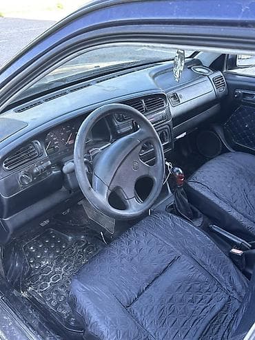 вент выход: Volkswagen Vento: 1993 г., 1.8 л, Механика, Бензин, Седан — 7