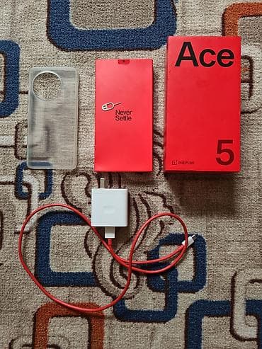 blackview e7s: OnePlus 13R, Б/у, 256 ГБ, цвет - Белый, 2 SIM — 4