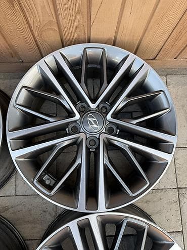 Транспорт: Литые Диски R 17 Hyundai, Комплект, отверстий - 5, Б/у — 3