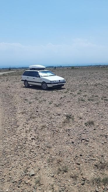 каропка свик: Volkswagen Passat Variant: 1991 г., 1.8 л, Ручные, Бензин, Универсал — 2