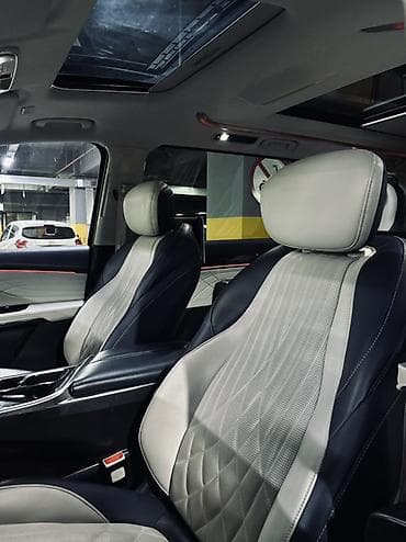wuling mini ev: LDV : 2025 г., 2 л, Минивэн — 9
