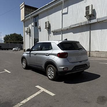 6: Hyundai Venue: 2021 г., 1.6 л, Автомат, Бензин, Кроссовер — 3