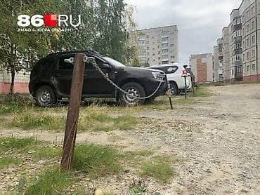 авто на участок: Сдаю место вдоль дома можно легко поставить 7 или 8 машин,сам буду — 1