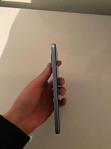 Мобильные телефоны: Redmi, Redmi A3, Б/у, 64 ГБ, цвет - Голубой, 2 SIM — 3