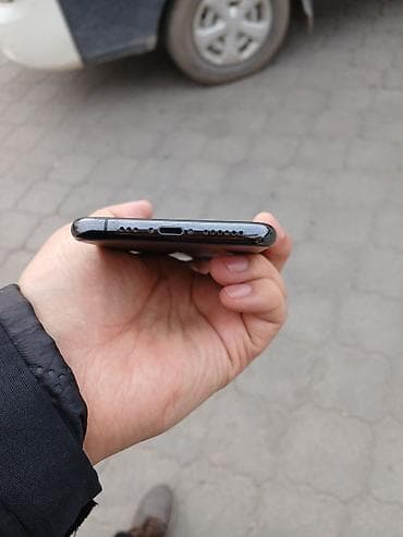 iphone d: IPhone 11 Pro, Б/у, 64 ГБ, Space Gray, Чехол, 77 % — 3