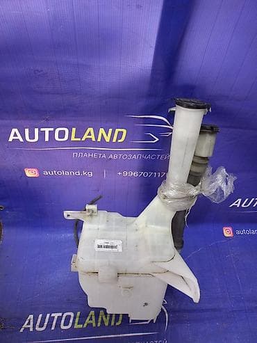 camry 2017: Бачок Toyota 2005 г., Б/у, Оригинал, Япония — 1