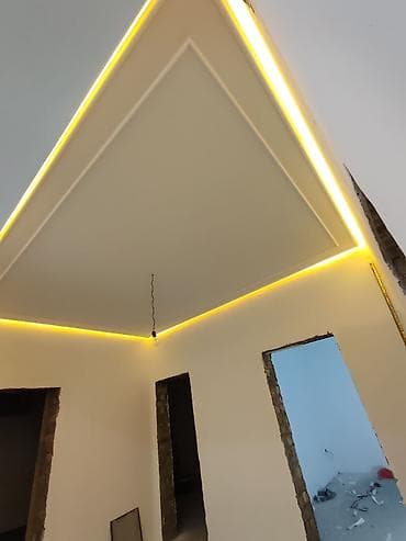 Строительство под ключ: Ванная комната с отделкой под мрамор: керамогранит на полу и стенах — 7