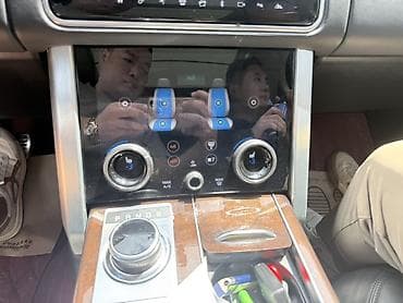 крузер: Land Rover Range Rover: 2021 г., Внедорожник — 10