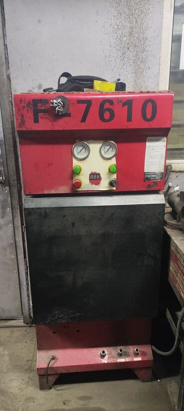 оборудование для бизнес: Полный комплект оборудования для шиномонтажа/вулканизации. Состав: - — 10