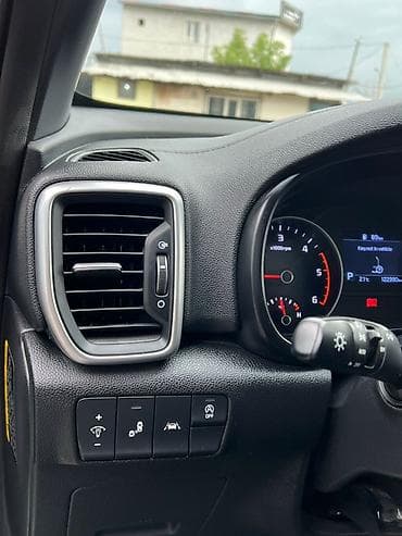 rexton 2020: Kia Sportage: 2019 г., 2 л, Автомат, Дизель — 10