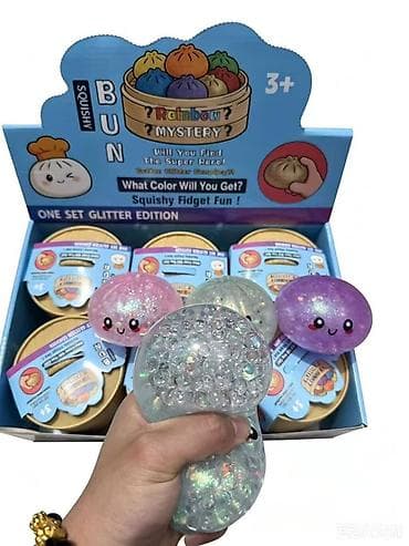 pull and beer: Антистресс-сквиши «BUN Rainbow Mystery» (One Set Glitter Edition) - — 1