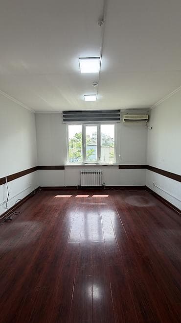 мегалайн ош: Аренда офисов, 535 м², В административном здании, С отдельной кухней, С отдельным входом, С отдельным сан узлом — 7