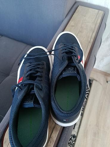 бут кийимдер: Эркектердин кроссовкасы, 43, Tommy Hilfiger, Жаңы, түсү - Көк — 2