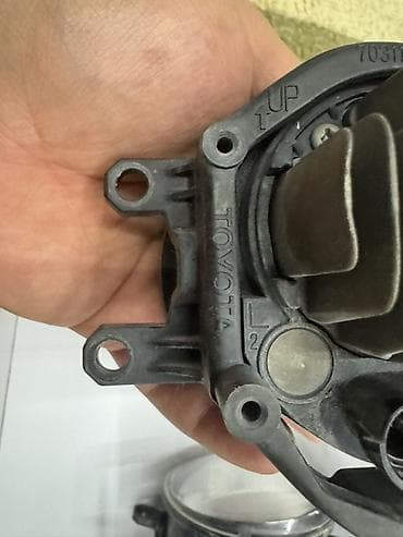 devo lasetti: Комплект противотуманных фар Lexus 2014 г., Б/у, Оригинал, Япония — 3