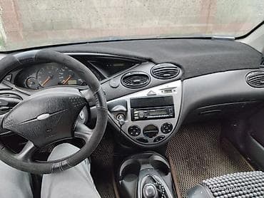 bmw e30: Ford Focus: 2004 г., 1.8 л, Ручные, Бензин, Седан — 8